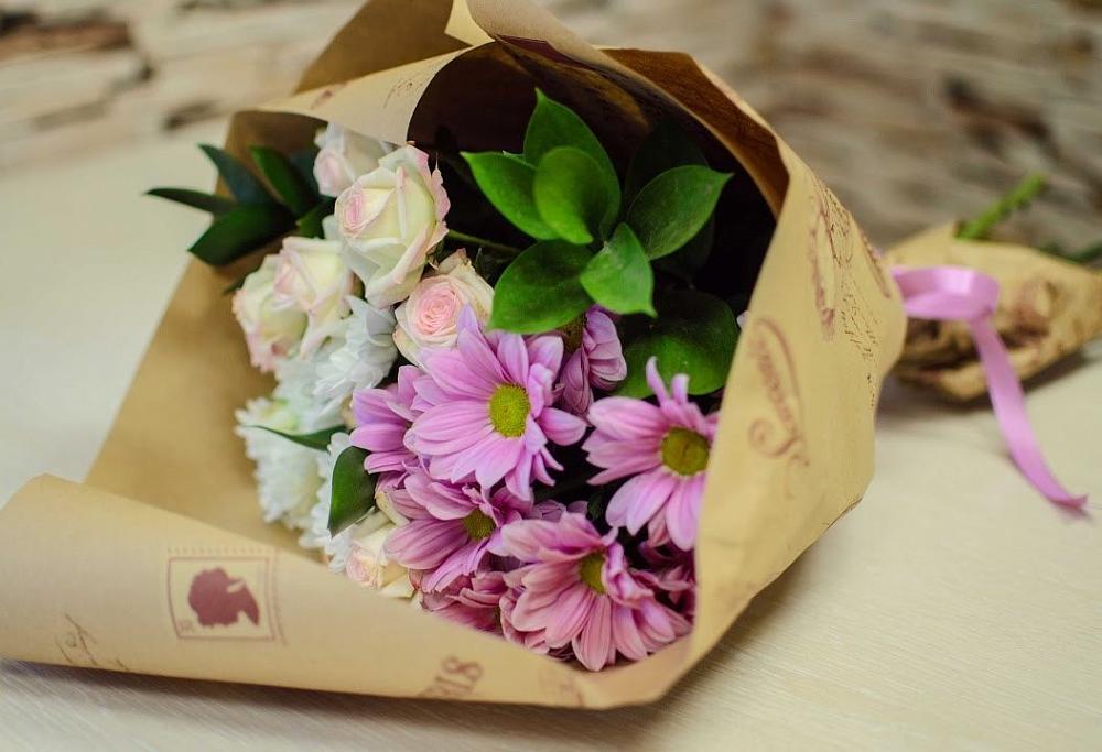 Букет цветов из: Розы и Хризантемы в Гарболово