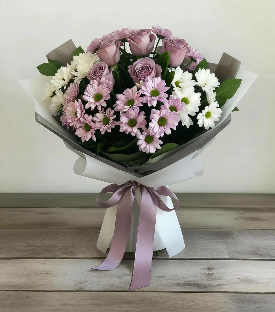 Букет цветов из: Хризантемы и Розы в Гарболово