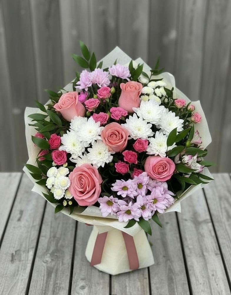 Букет цветов из: Альстромерии, Гвоздики, Розы и Хризантемы в Гарболово