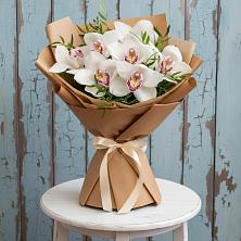 Букет цветов из:  Орхидеи и Розы в Гарболово